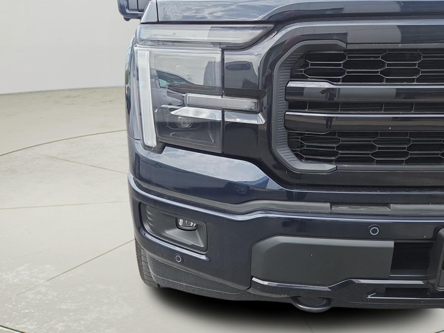 2025 Ford F-150 LARIAT 4WD SuperCrew 5.5' Box