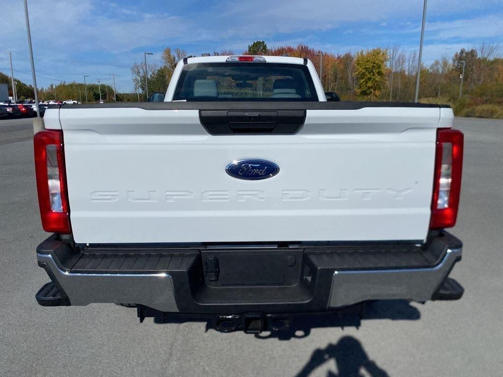2026 Ford Super Duty F-350 SRW XL
