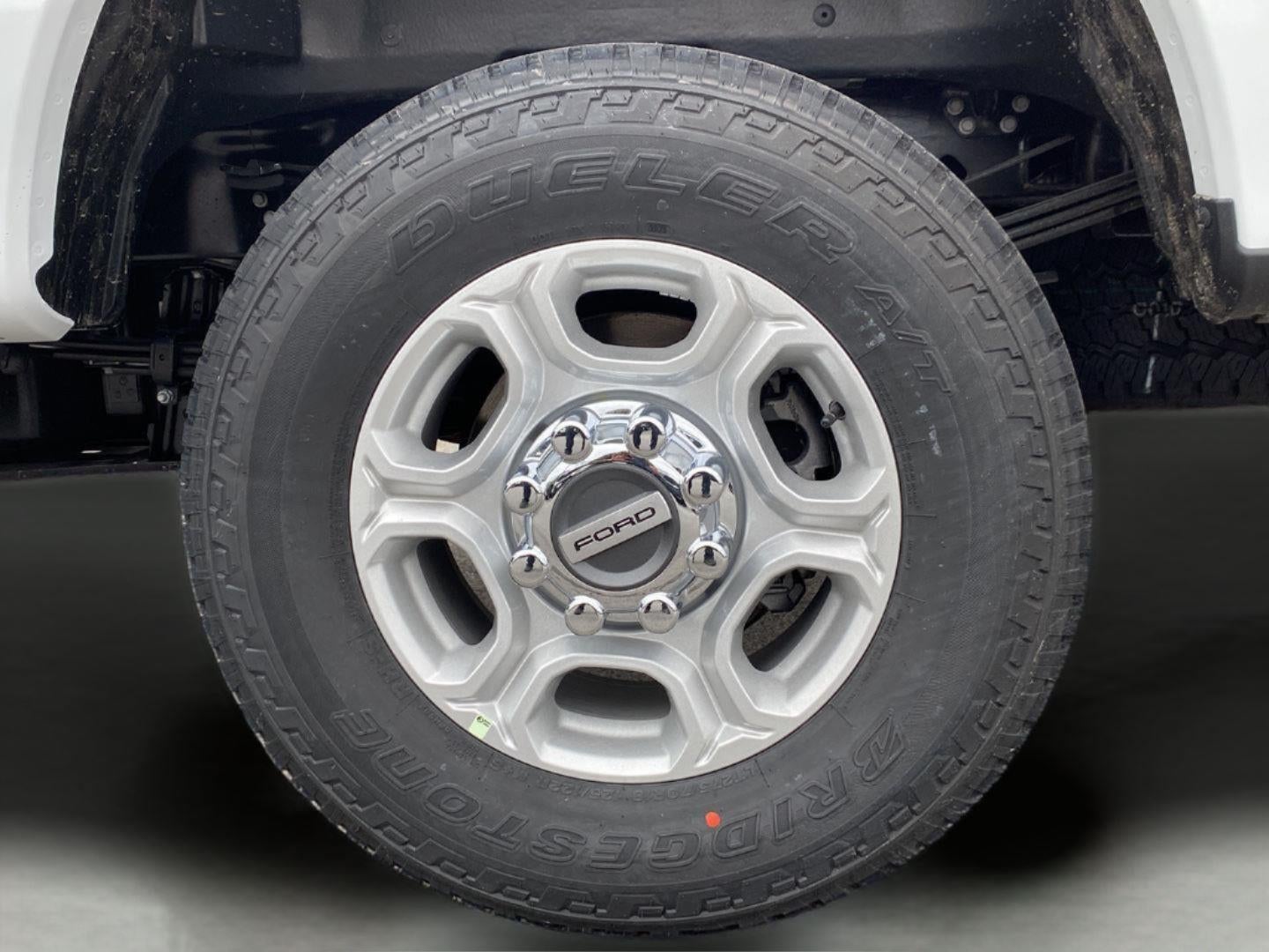 2026 Ford Super Duty F-350 XLT