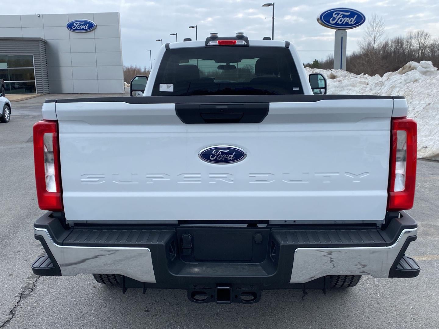 2026 Ford Super Duty F-350 XLT