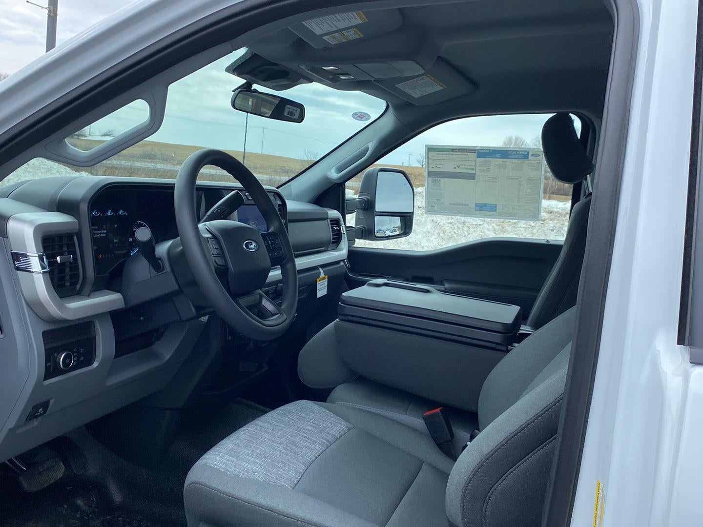 2026 Ford Super Duty F-350 XLT