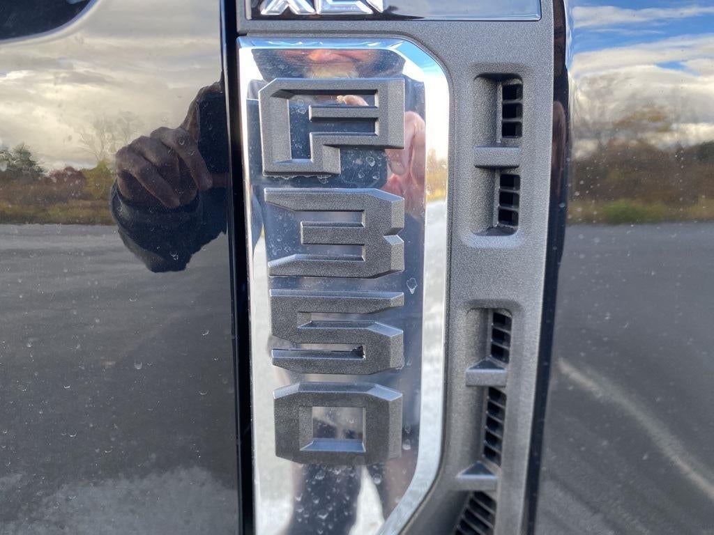 2026 Ford Super Duty F-350 XLT