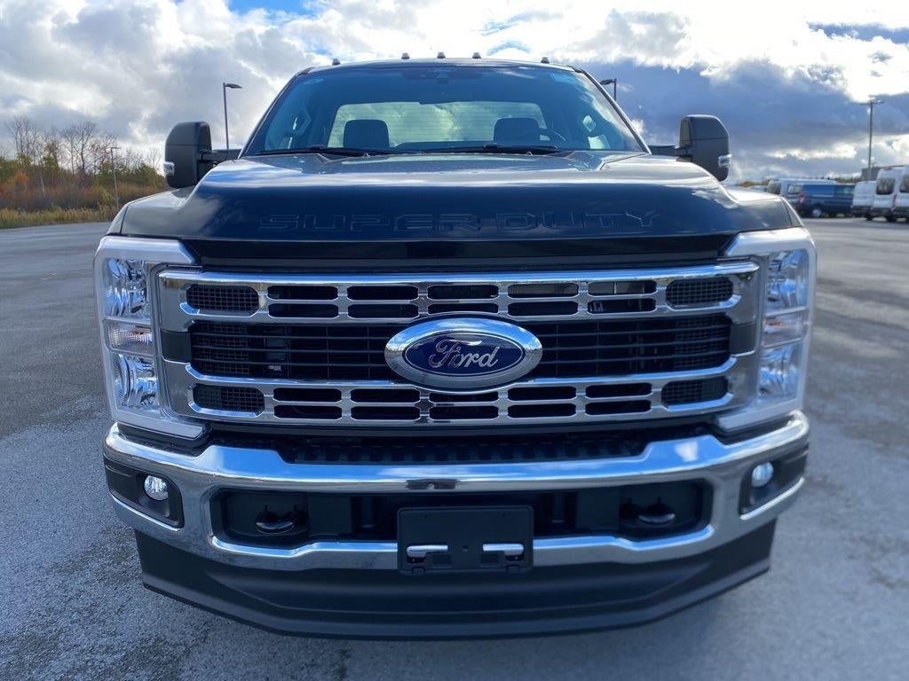 2026 Ford Super Duty F-350 XLT