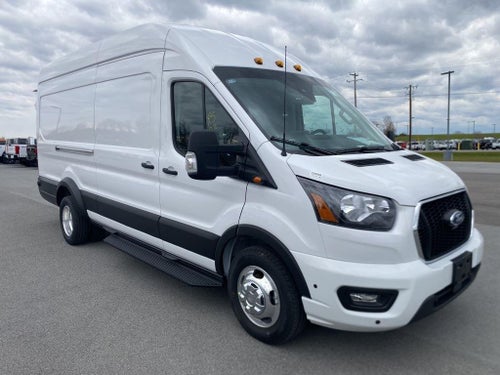 2025 Ford Transit Cargo Van Base