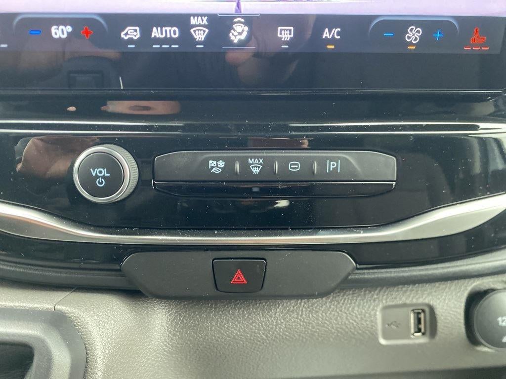 2025 Ford Transit Cargo Van Base