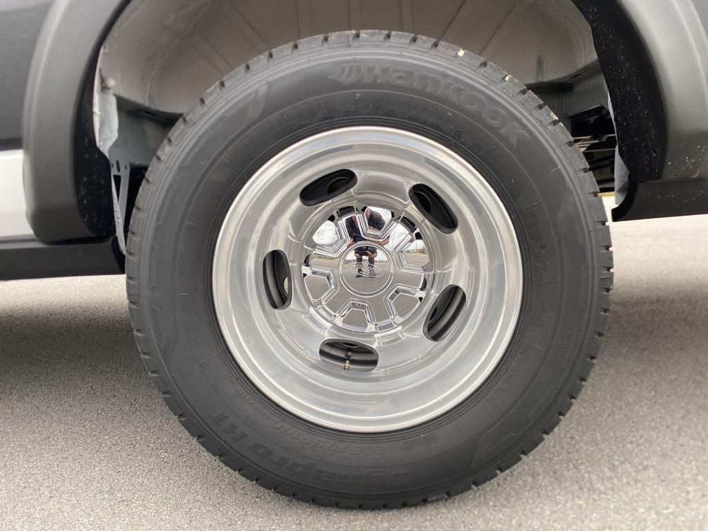 2025 Ford Transit Cargo Van Base