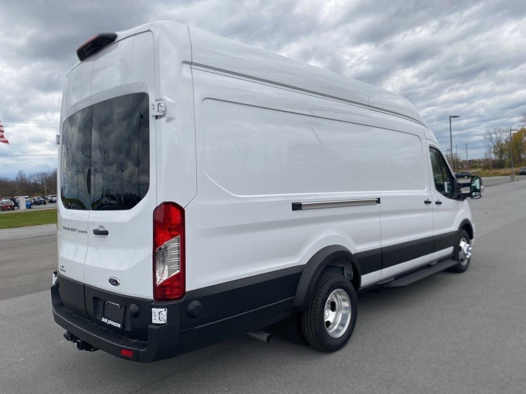 2025 Ford Transit Cargo Van Base