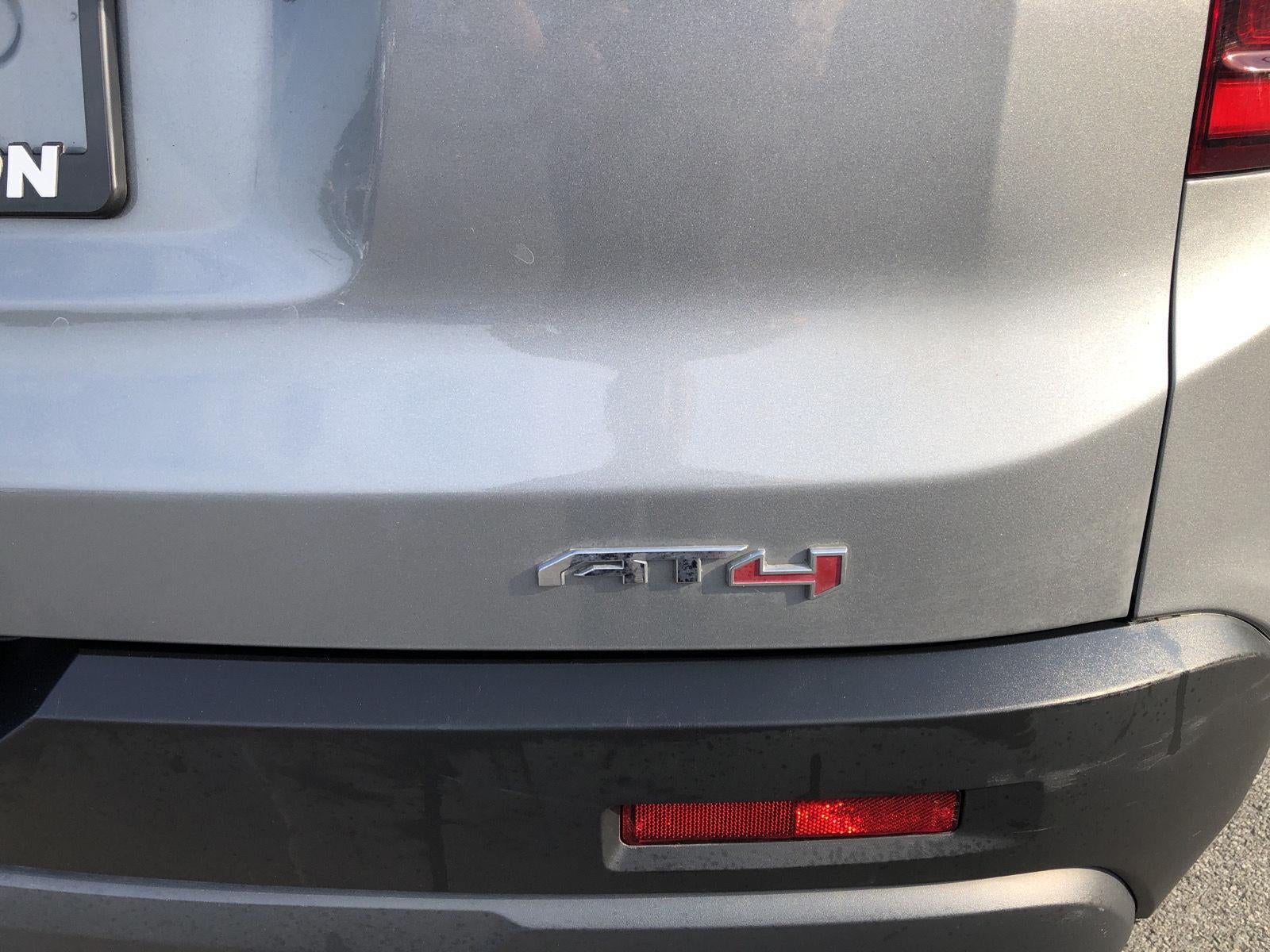 2023 GMC Acadia AT4