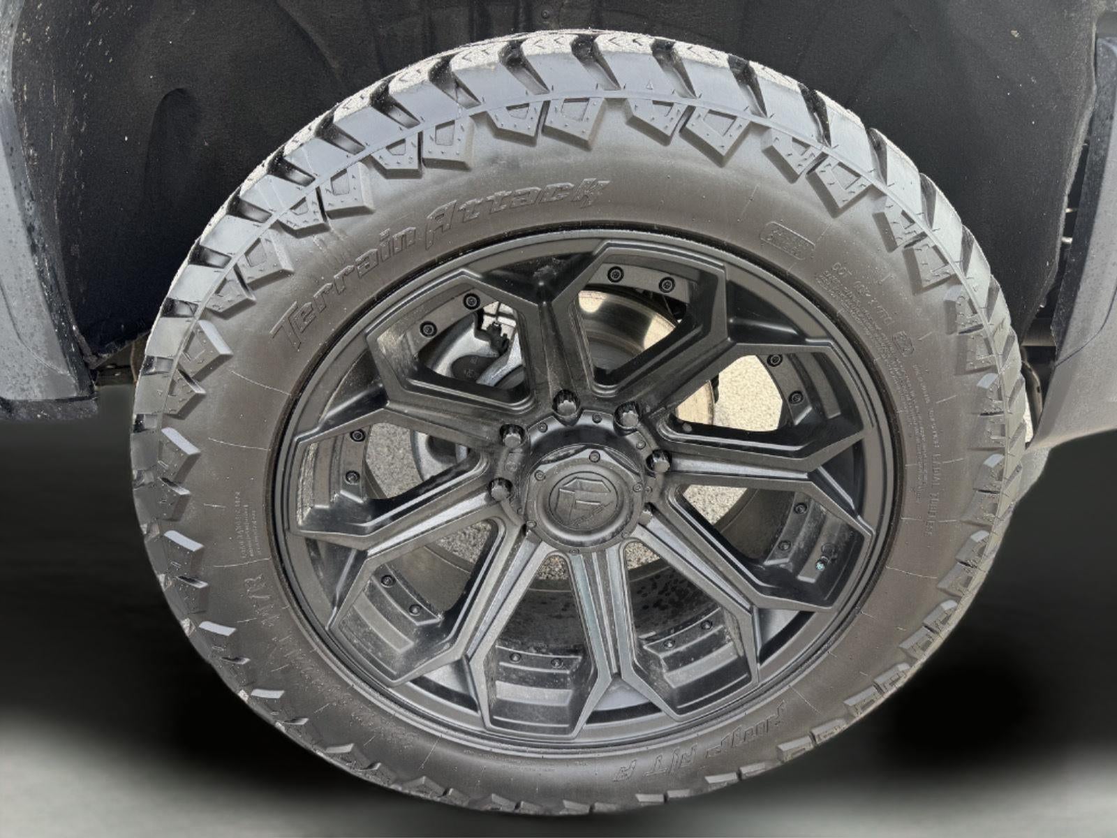 2025 GMC Sierra 2500HD Denali