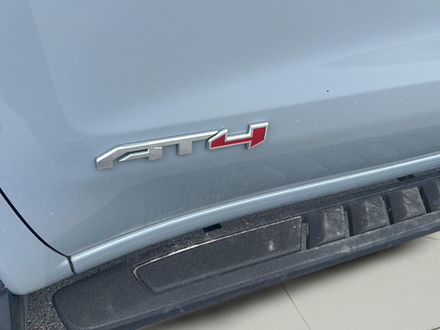 2025 GMC Sierra 1500 AT4
