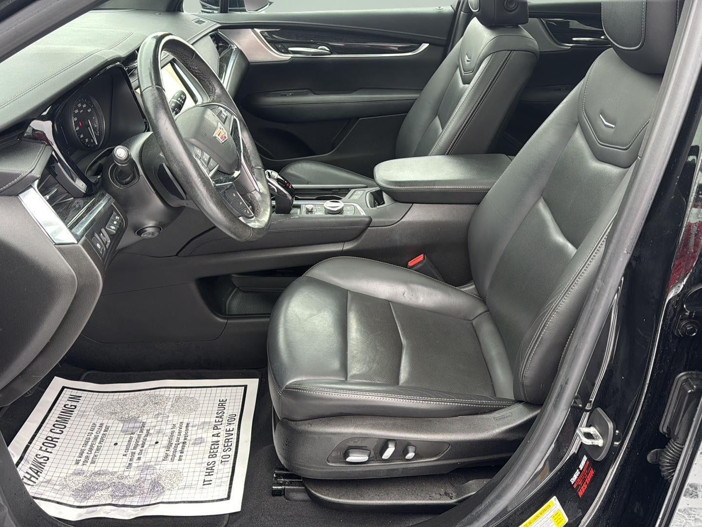 2022 Cadillac XT5 AWD Premium Luxury