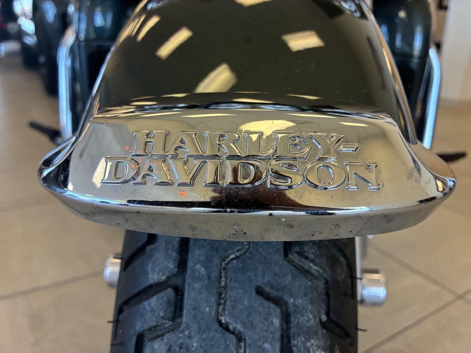 2020 HARLEY DAVIDSON tri glide Base