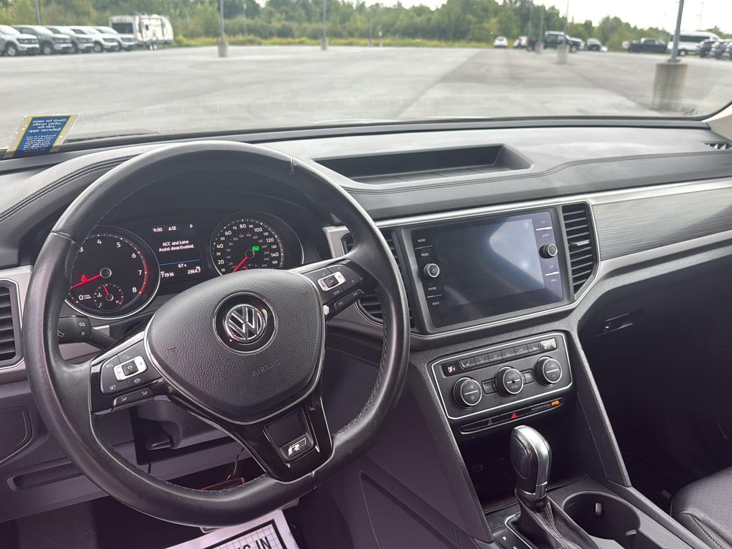 2019 Volkswagen Atlas 3.6L V6 SE w/Technology R-Line