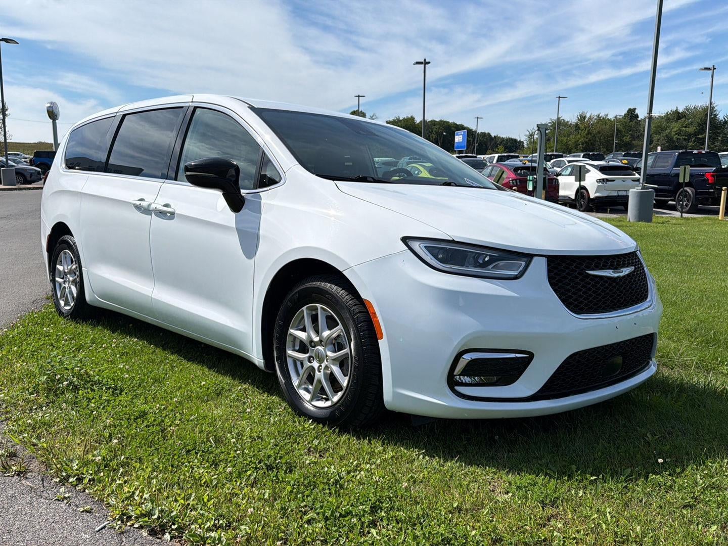2024 Chrysler Pacifica