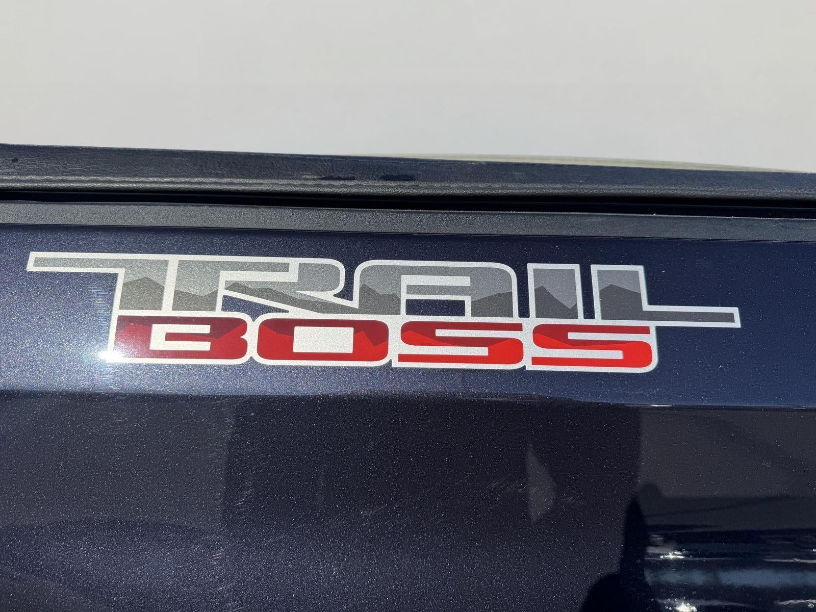 2022 Chevrolet Silverado 1500 Custom Trail Boss