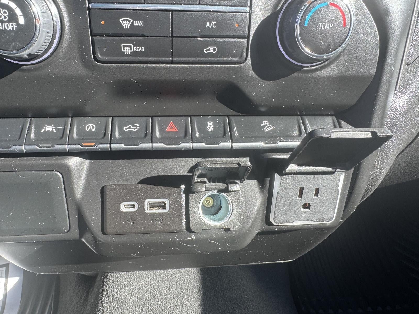 2022 Chevrolet Silverado 1500 Custom Trail Boss