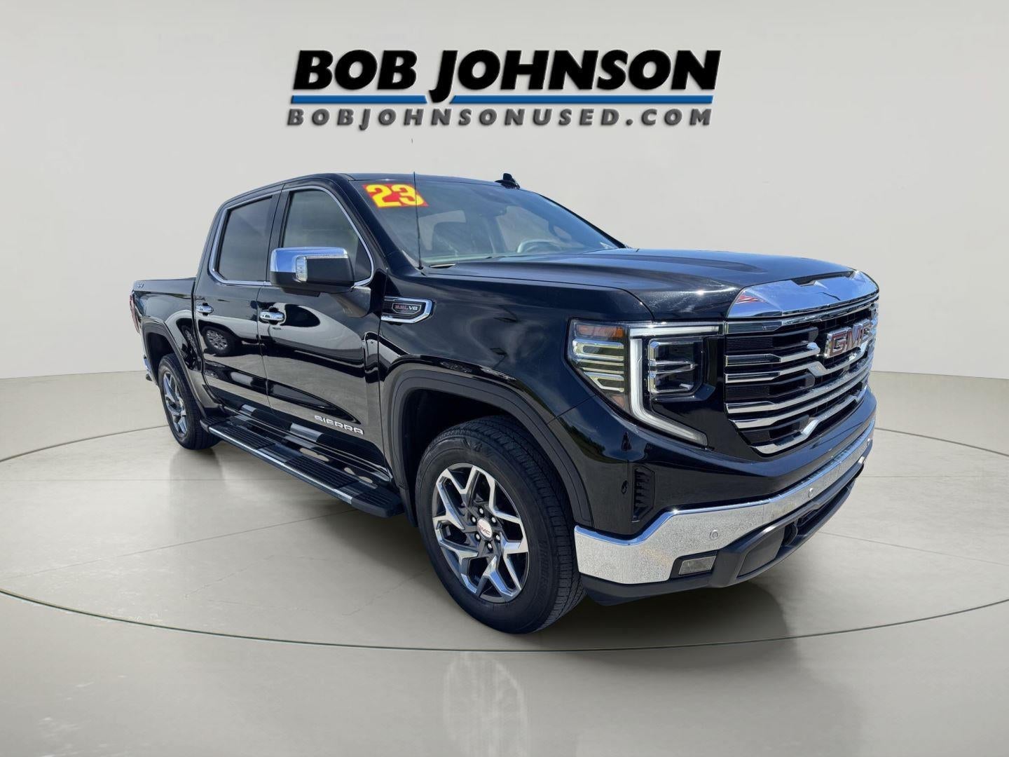 2023 GMC Sierra 4WD Crew Cab Short Box SLT's photo