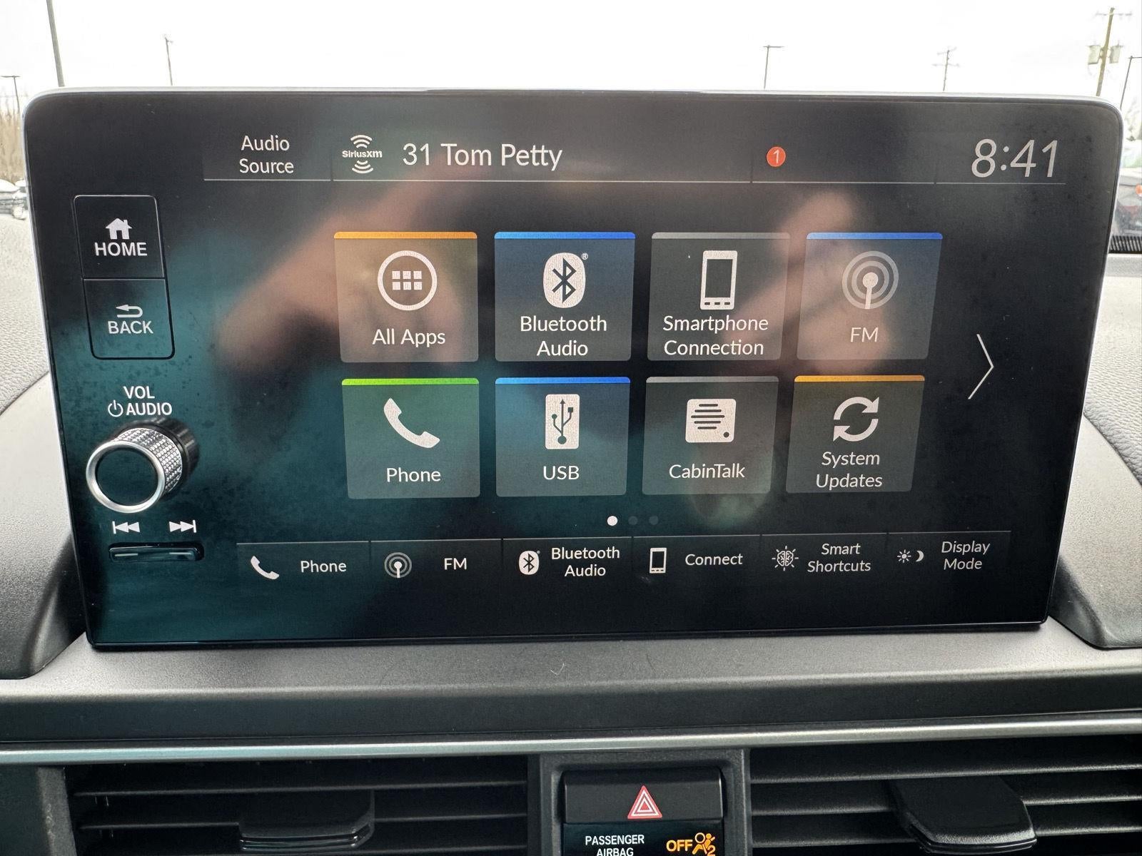 2023 Honda Pilot EX-L w/Rear Captain's Chairs