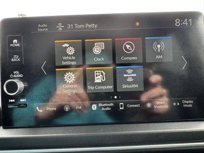 2023 Honda Pilot EX-L w/Rear Captain's Chairs