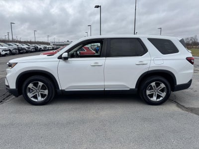2023 Honda Pilot EX-L w/Rear Captain's Chairs