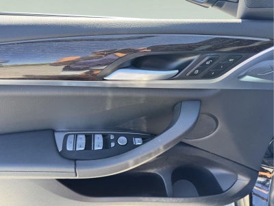 2025 BMW X4 xDrive30i