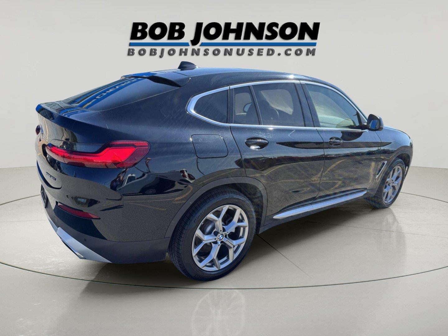 2025 BMW X4 xDrive30i