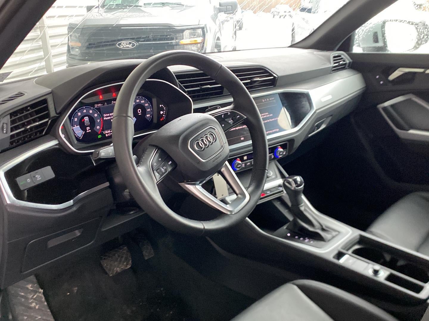 2025 Audi Q3 S line Premium