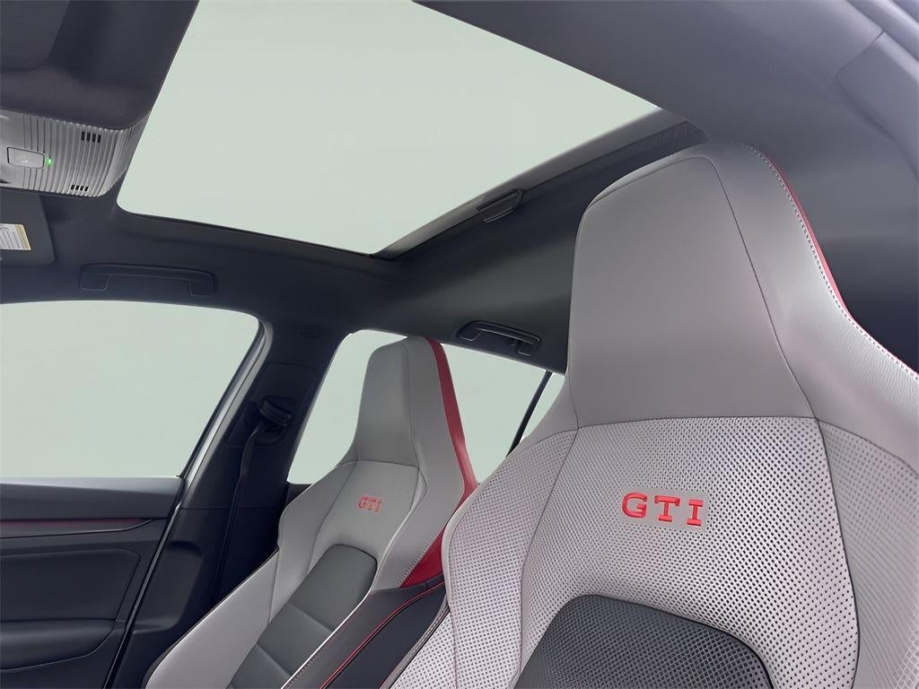2024 Volkswagen Golf GTI SE