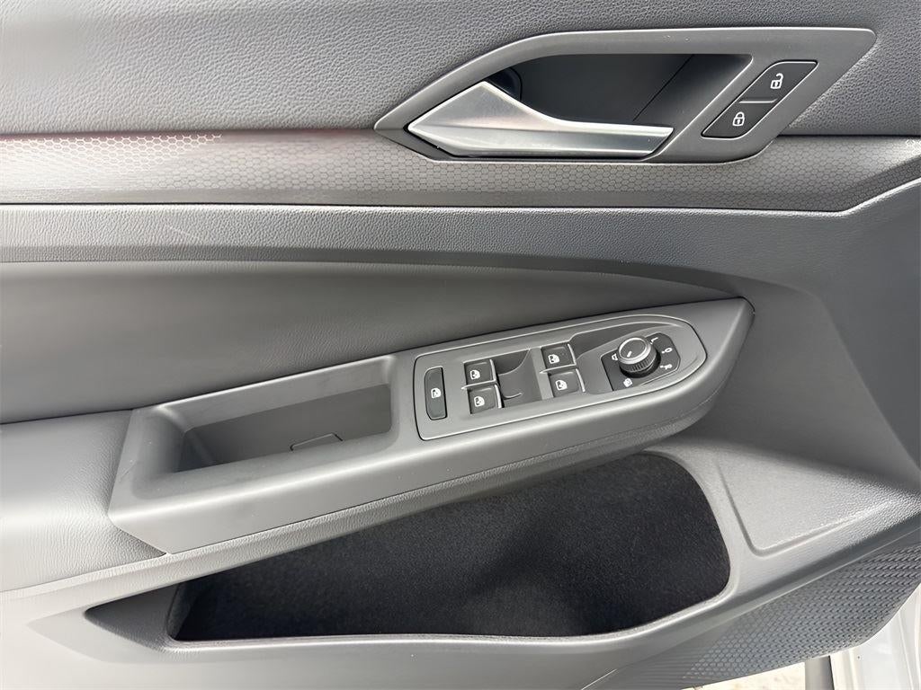 2024 Volkswagen Golf GTI SE