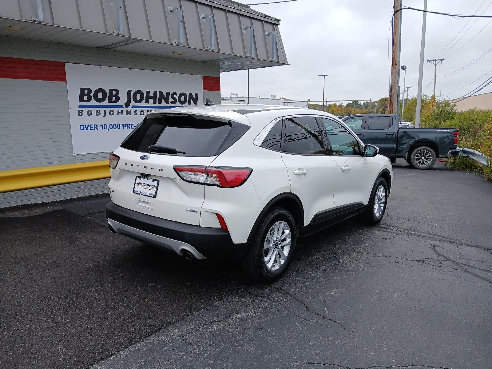 2020 Ford Escape SE