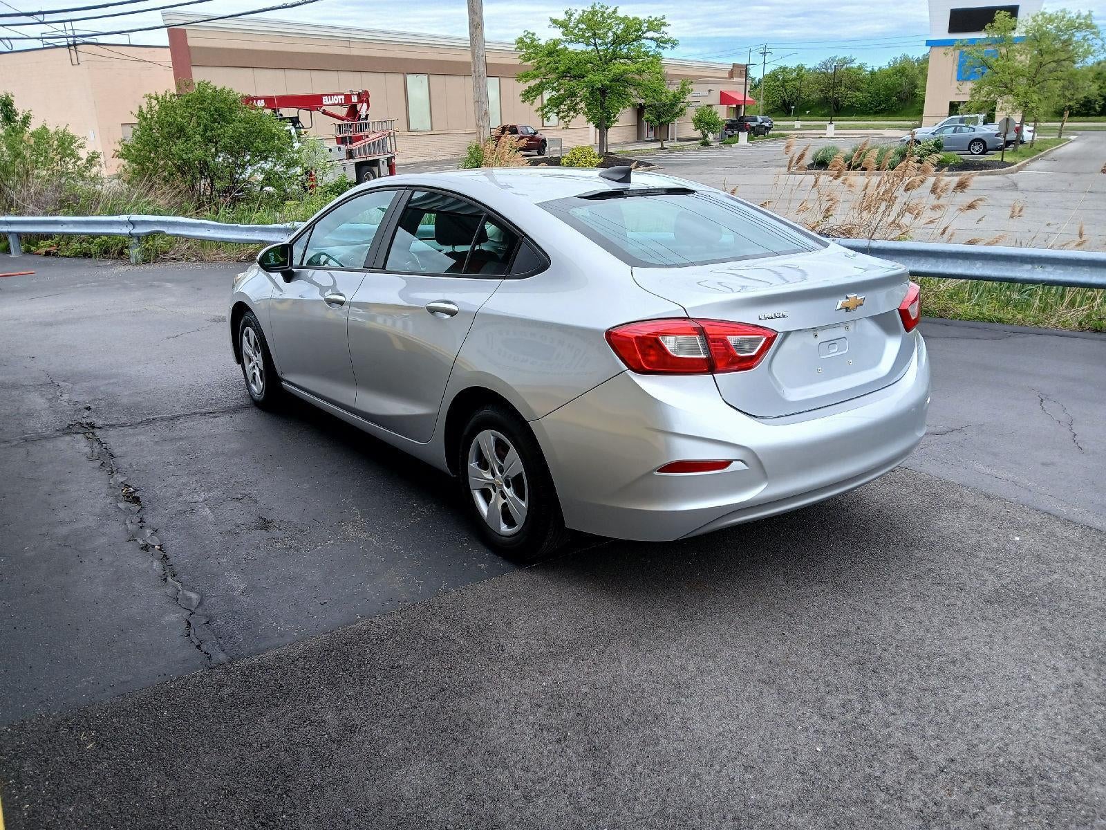 2018 Chevrolet Cruze LS