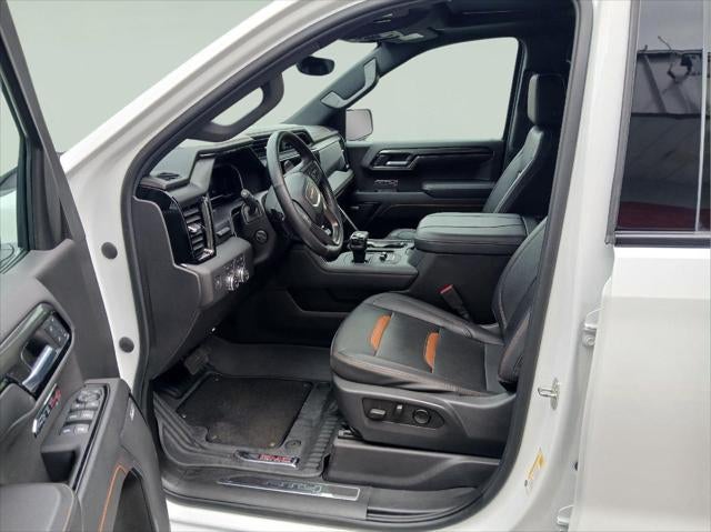2023 GMC Sierra AT4