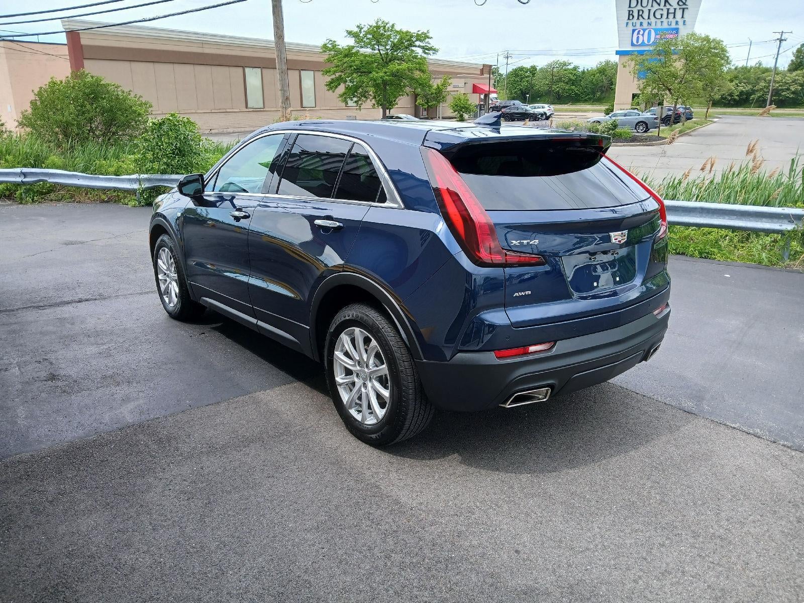 2022 Cadillac XT4 AWD Luxury