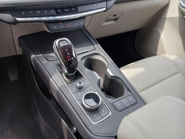 2022 Cadillac XT4 AWD Luxury