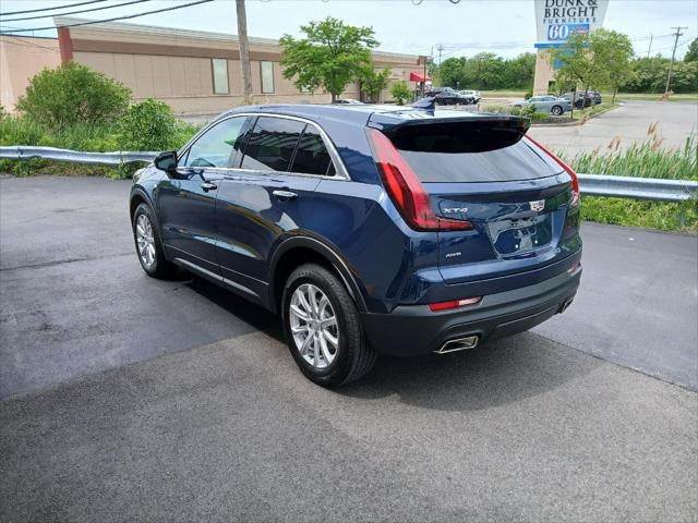 2022 Cadillac XT4 AWD Luxury