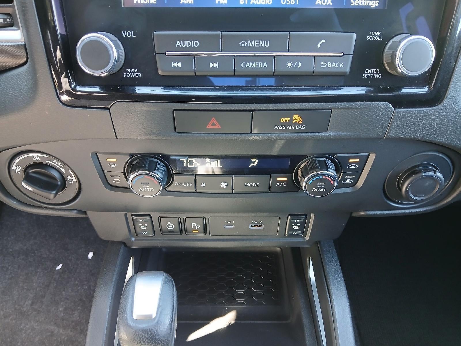 2022 Nissan Frontier SV