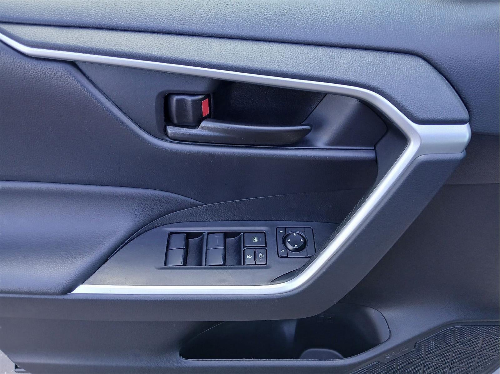 2024 Toyota RAV4 HYBRID LE AWD