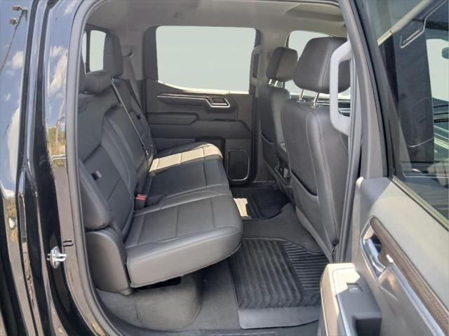 2022 Chevrolet Silverado RST