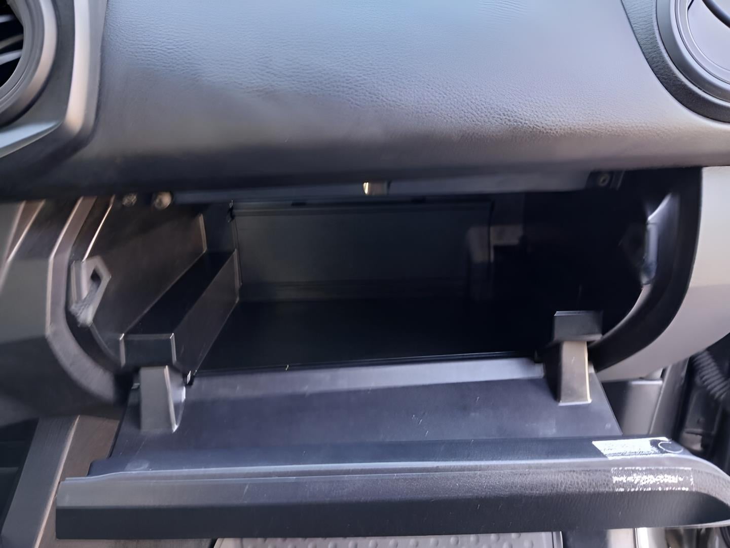 2023 Toyota TACOMA SR SR5