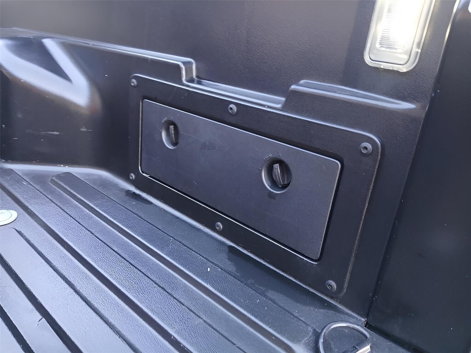 2023 Toyota TACOMA SR SR5