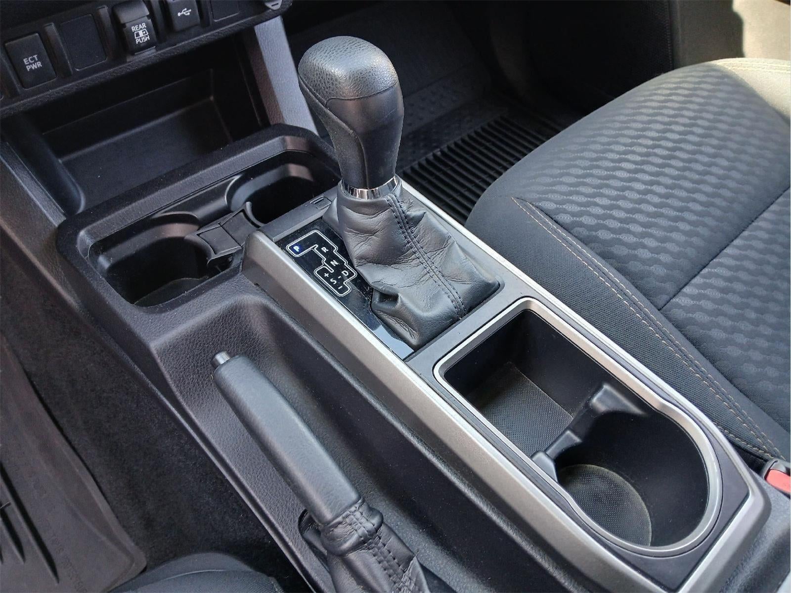 2021 Toyota TACOMA SR5 SR5 V6