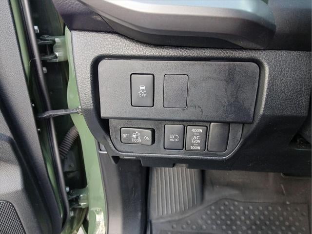 2021 Toyota TACOMA SR5 SR5 V6