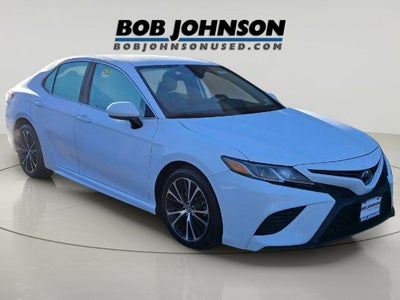 2019 Toyota Camry SE