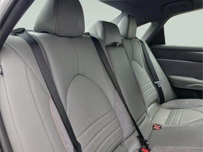2019 Toyota Avalon Hybrid XSE