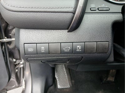 2022 Toyota Camry Hybrid LE