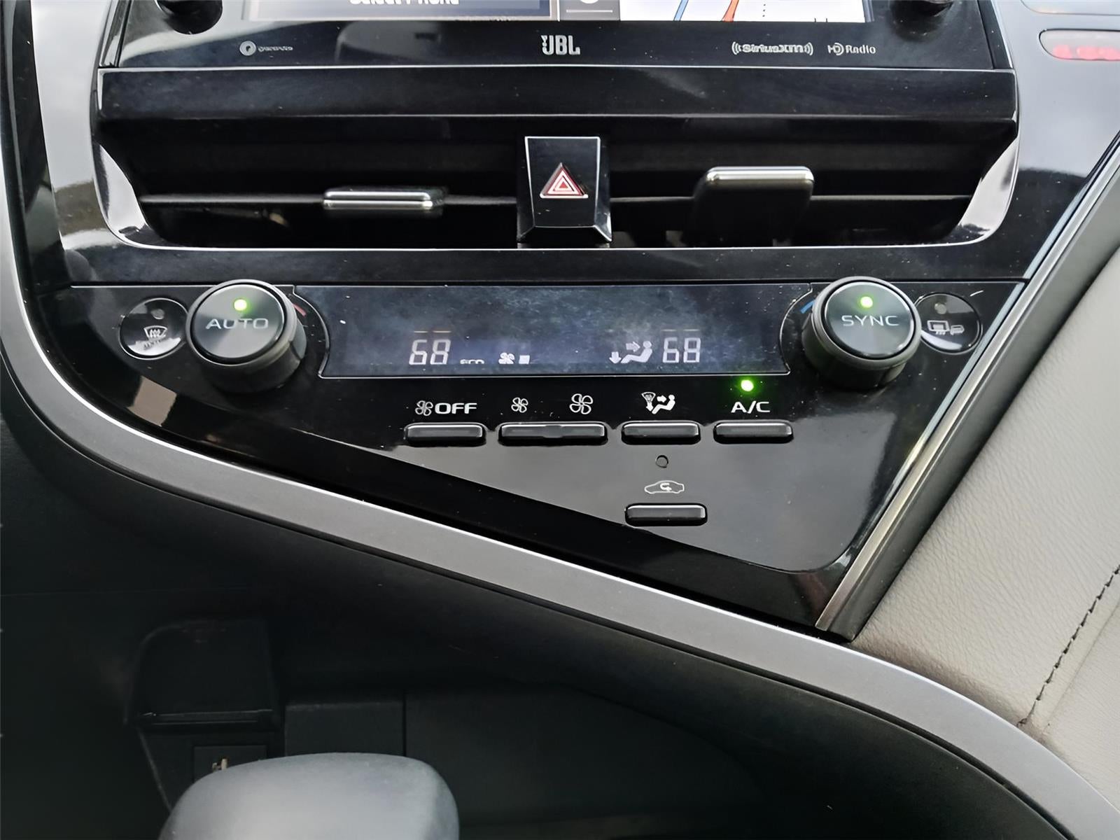 2023 Toyota CAMRY XLE