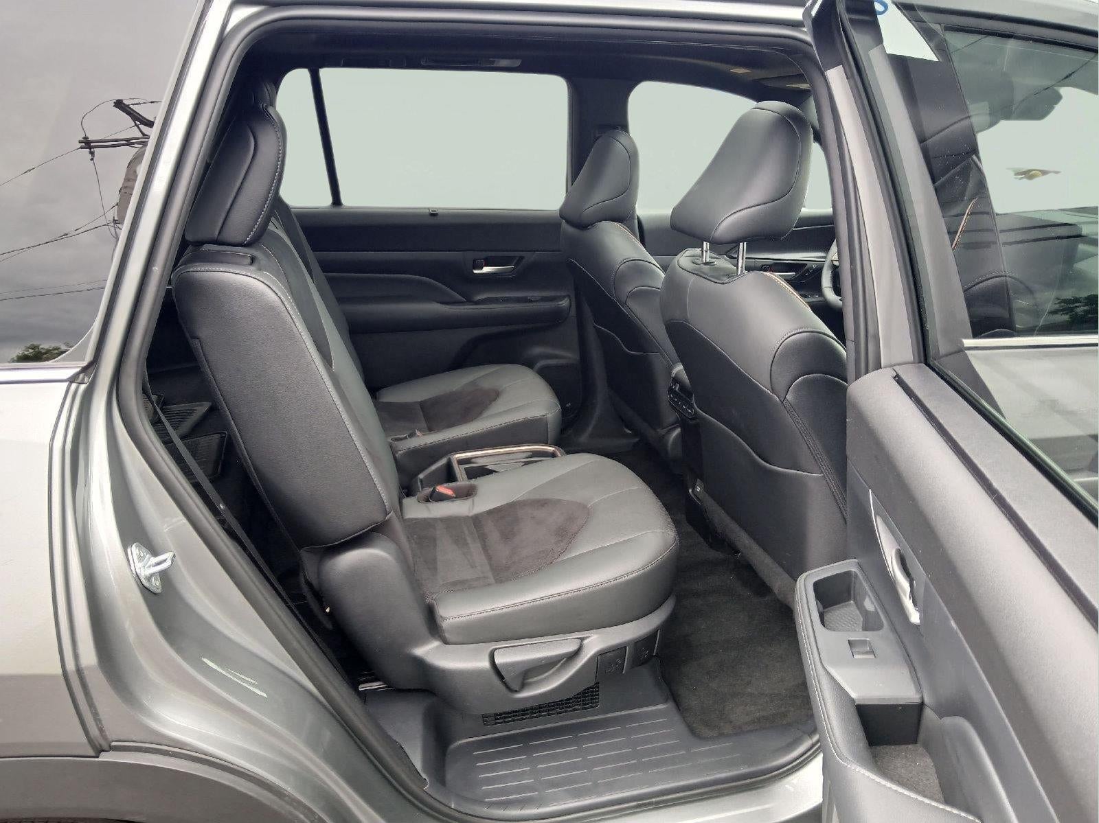 2025 Toyota Grand Highlander Hybrid MAX Platinum