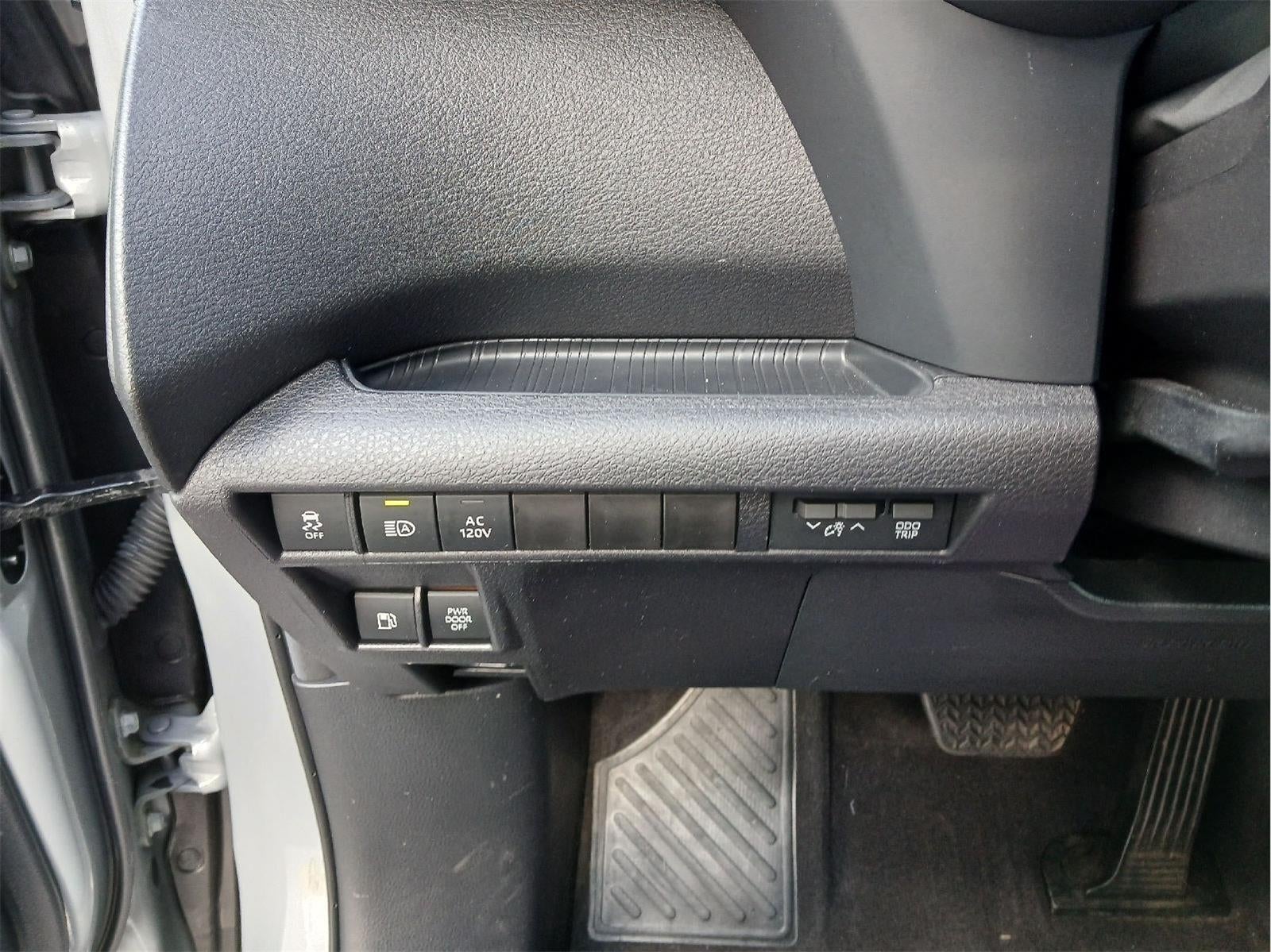 2025 Toyota SIENNA XLE AWD Woodland Edition