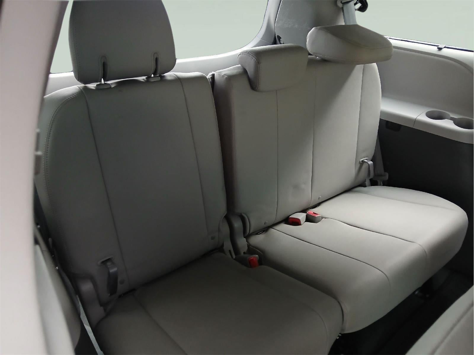 2020 Toyota Sienna XLE 7-Passenger