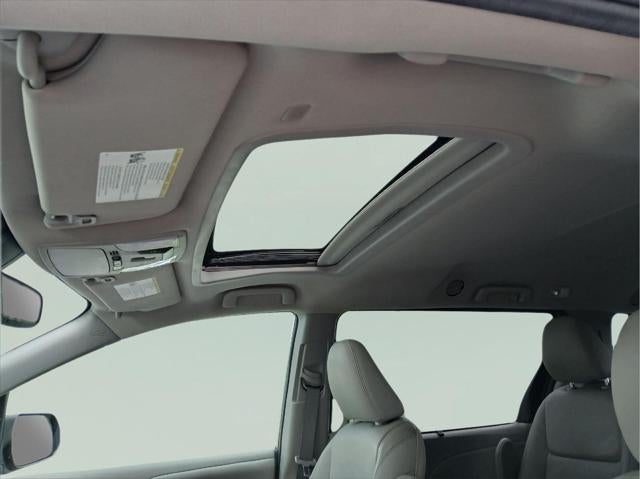 2020 Toyota Sienna XLE 7-Passenger